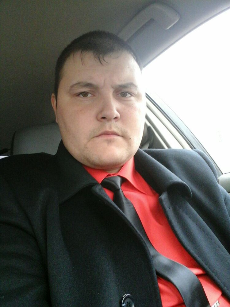  25802536  Fedor, 37 ,    
