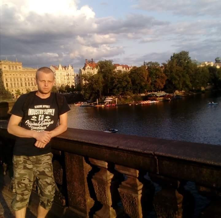  15289456  , 36 ,    Praha