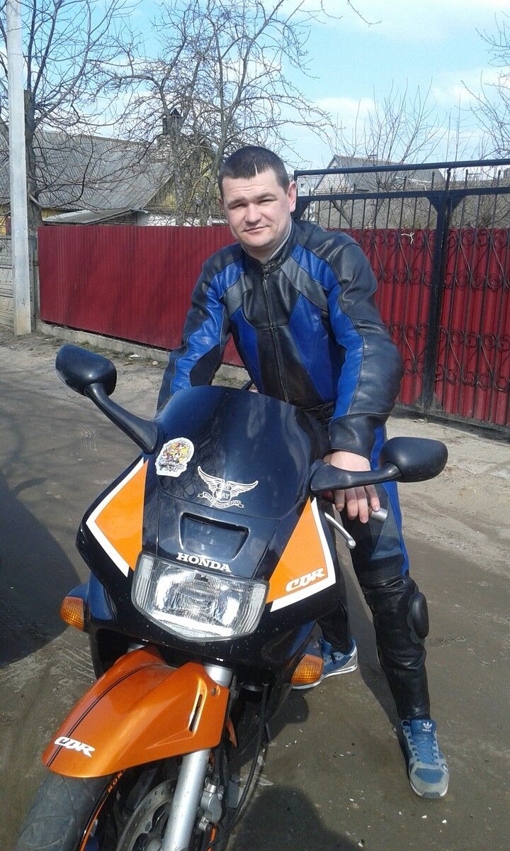  7901676  , 36 ,    