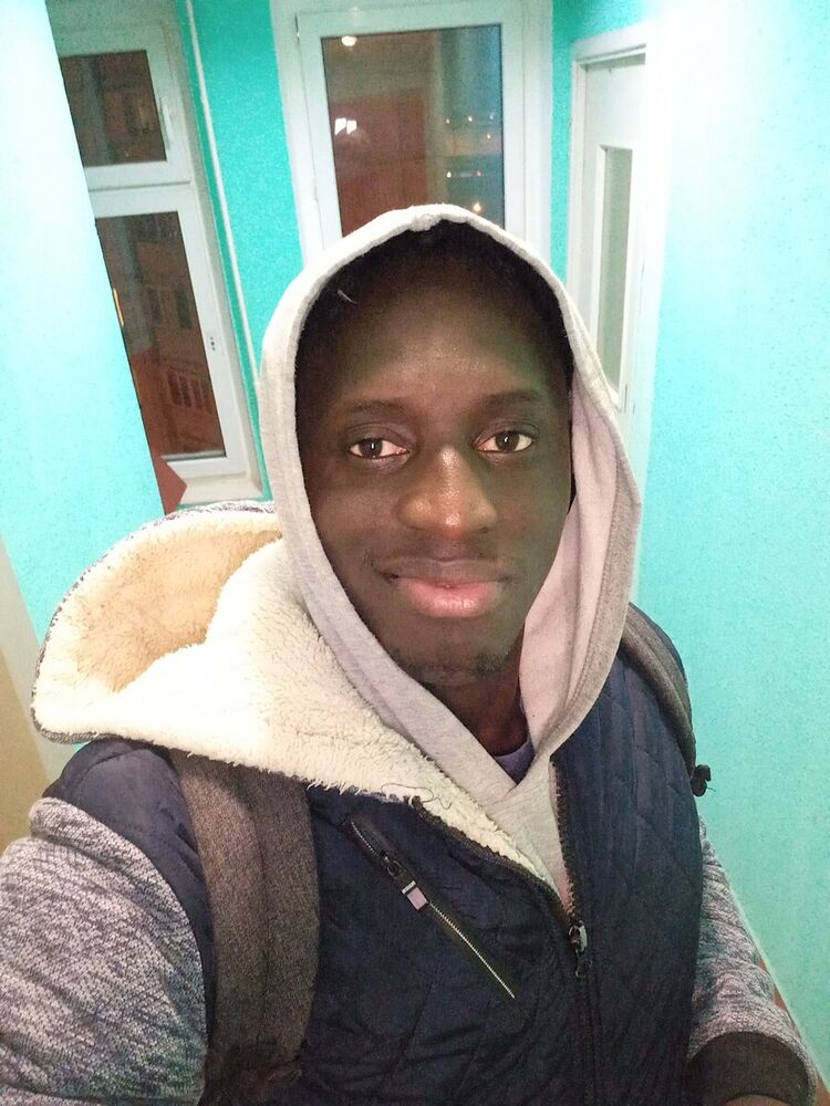  ,   Toure, 34 ,     , c 
