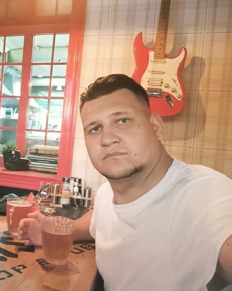  39301836  , 31 ,    