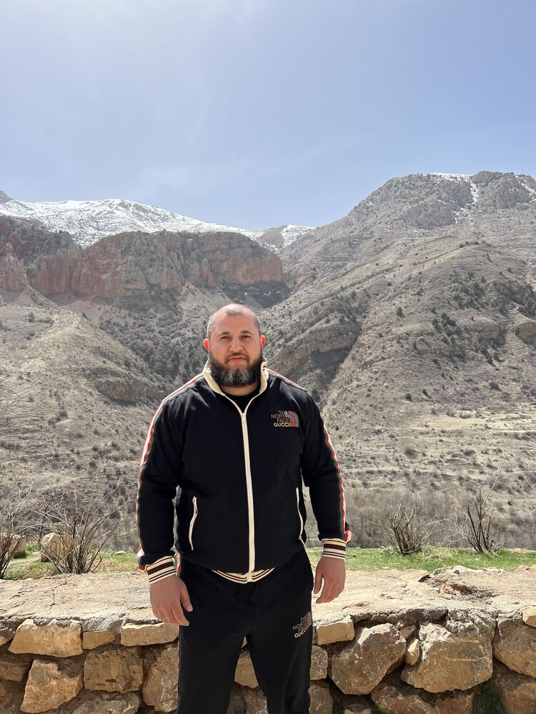  33118236  , 37 ,    --