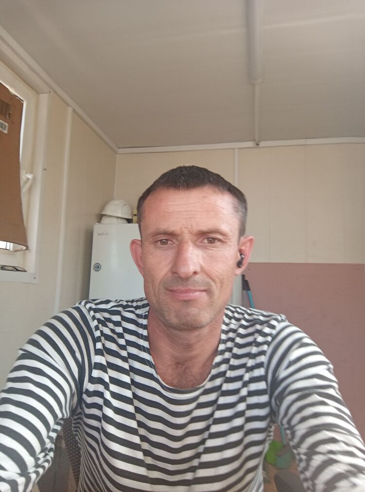  52022506  , 45 ,    