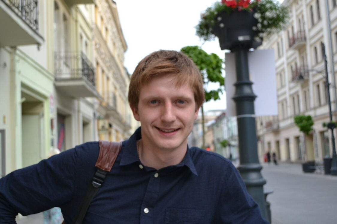  10701916  Kymez, 33 ,    