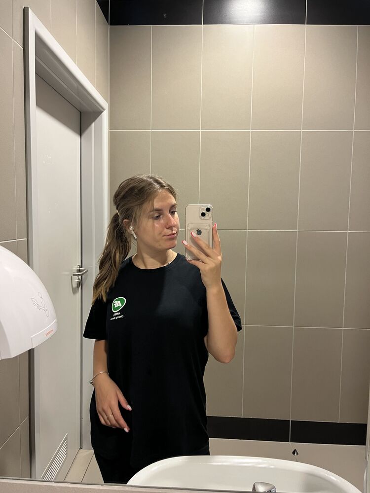  46561126  Nastya, 21 ,    Posen