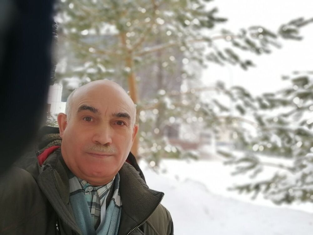  30634976  Stepanov, 68 ,    