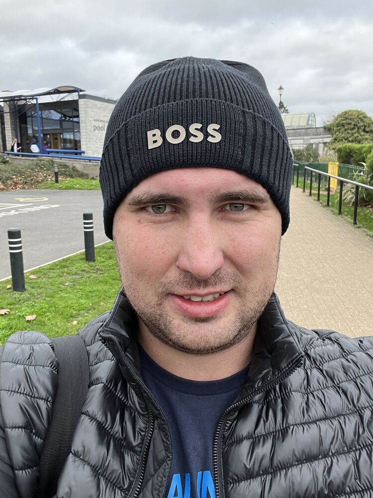  48328576  Nikolay, 37 ,    Woking