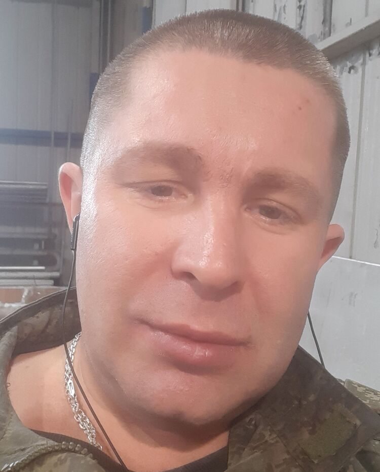  44833836  , 41 ,    
