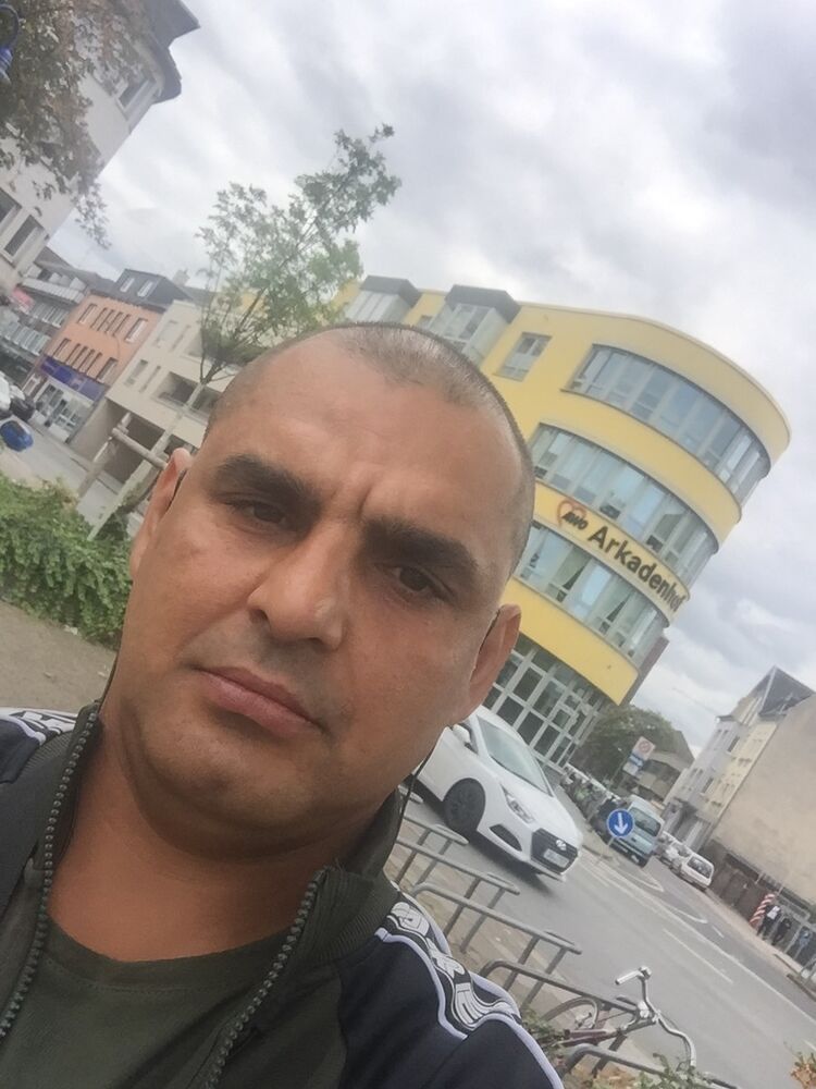  ,   VLADIMIR, 46 ,   ,   , c 