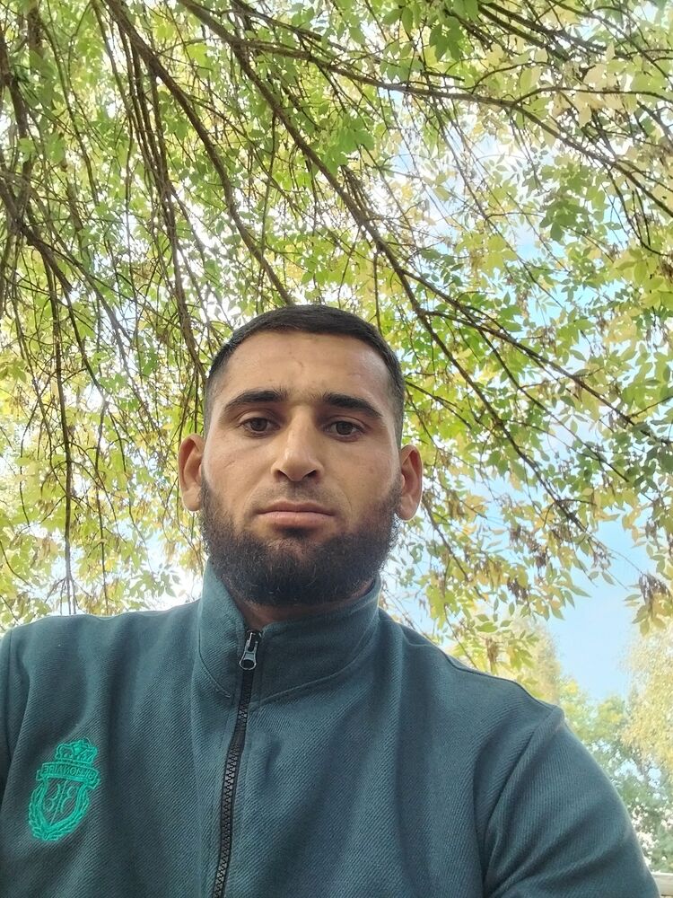  46171976  Abdul, 26 ,    