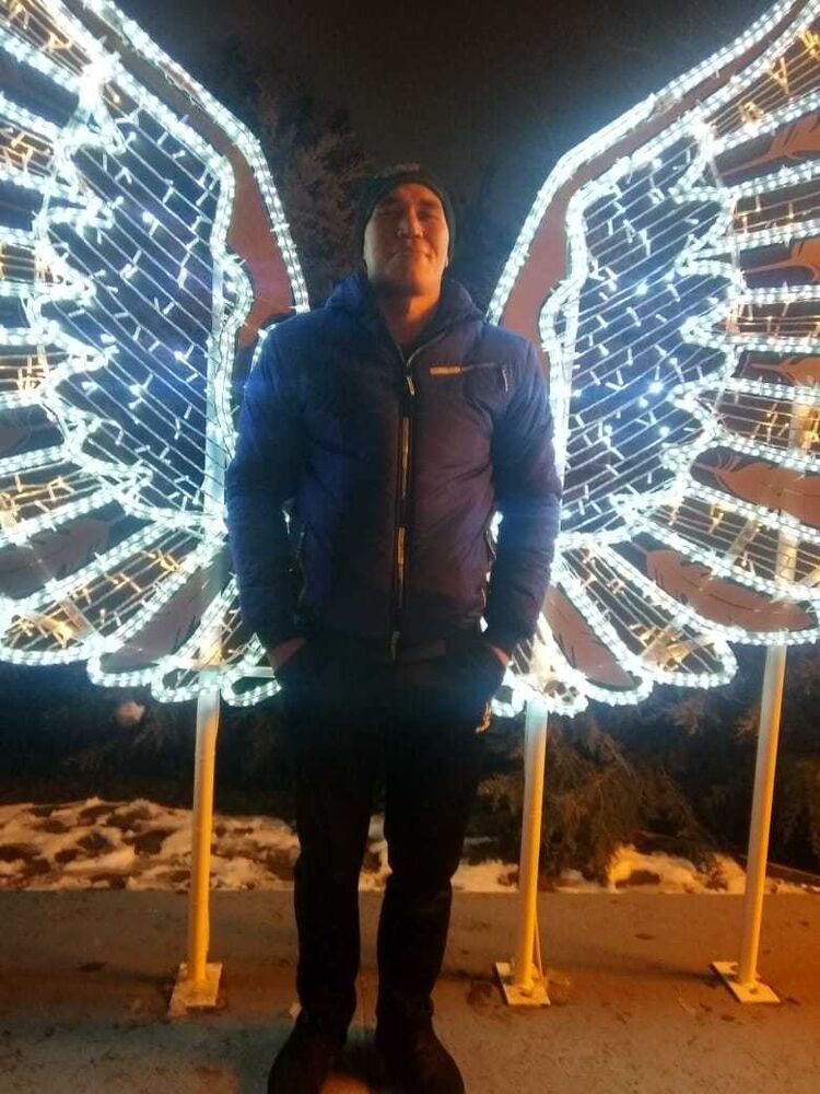  17350786  Anatoliy, 35 ,    