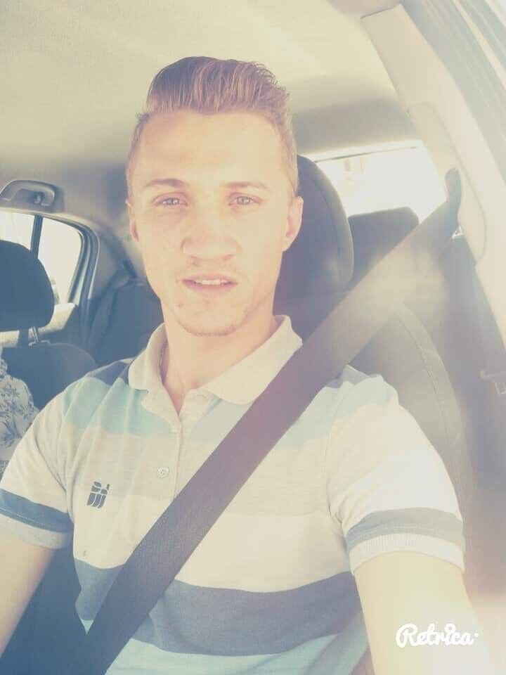  ,   Dorin, 27 ,   ,   , c 