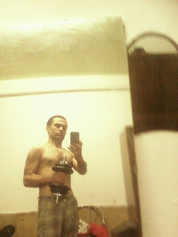  ,   Sharifkhon, 32 ,   ,   , c 