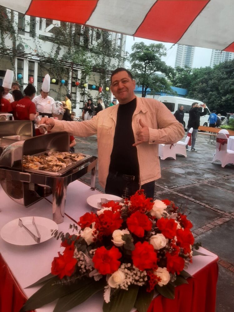  54318846  Qabil, 48 ,    -