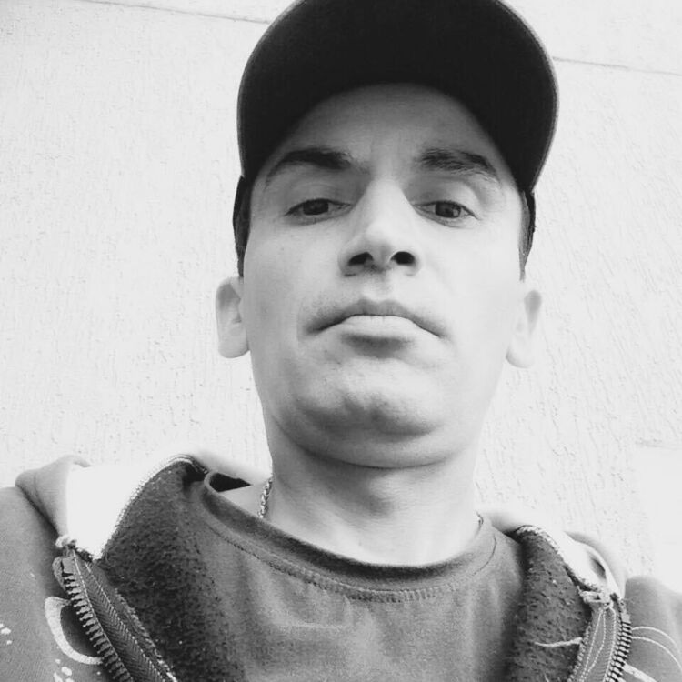  25674716  , 45 ,    