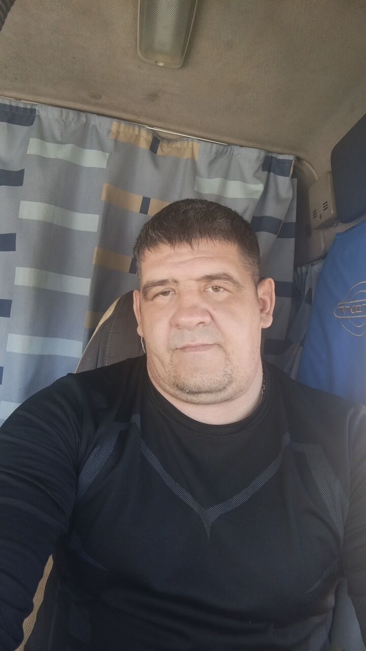  52058686  , 43 ,    -