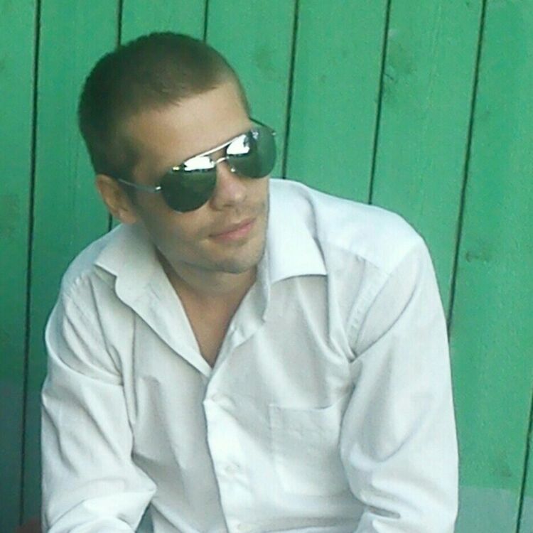  ,   Antuan, 40 ,   ,   , c 