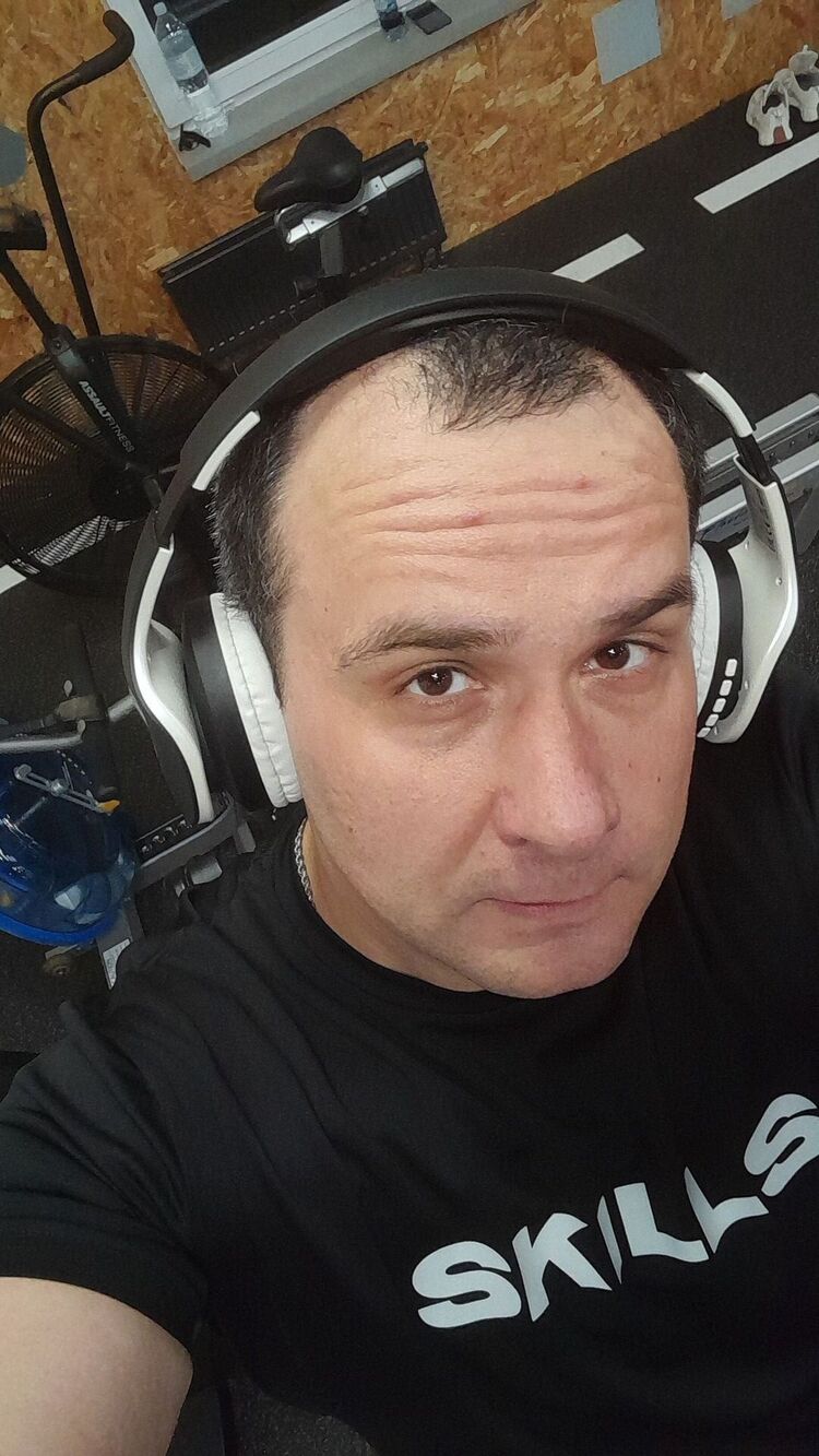  46010926  , 35 ,    