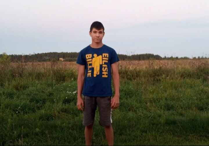 ���� 51967906 ����� ˸��, 18 ���, ���� ���������� � �������� ������