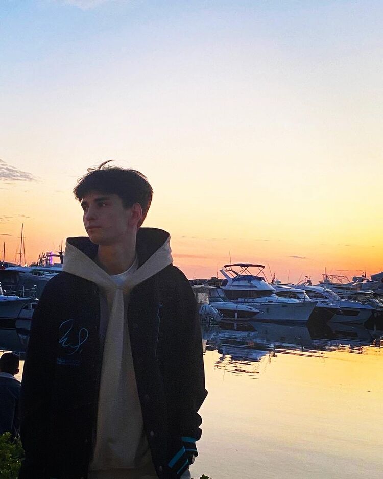  ,   , 20 ,   ,   