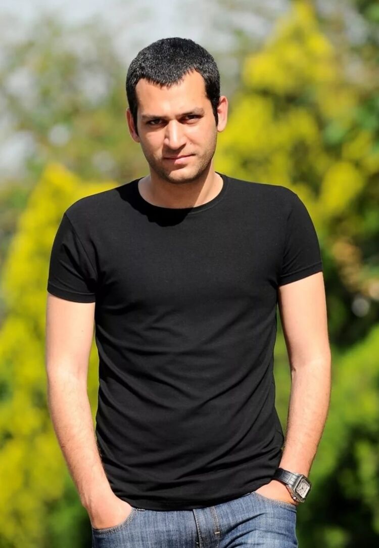  ,   Sergejs, 41 ,   ,   