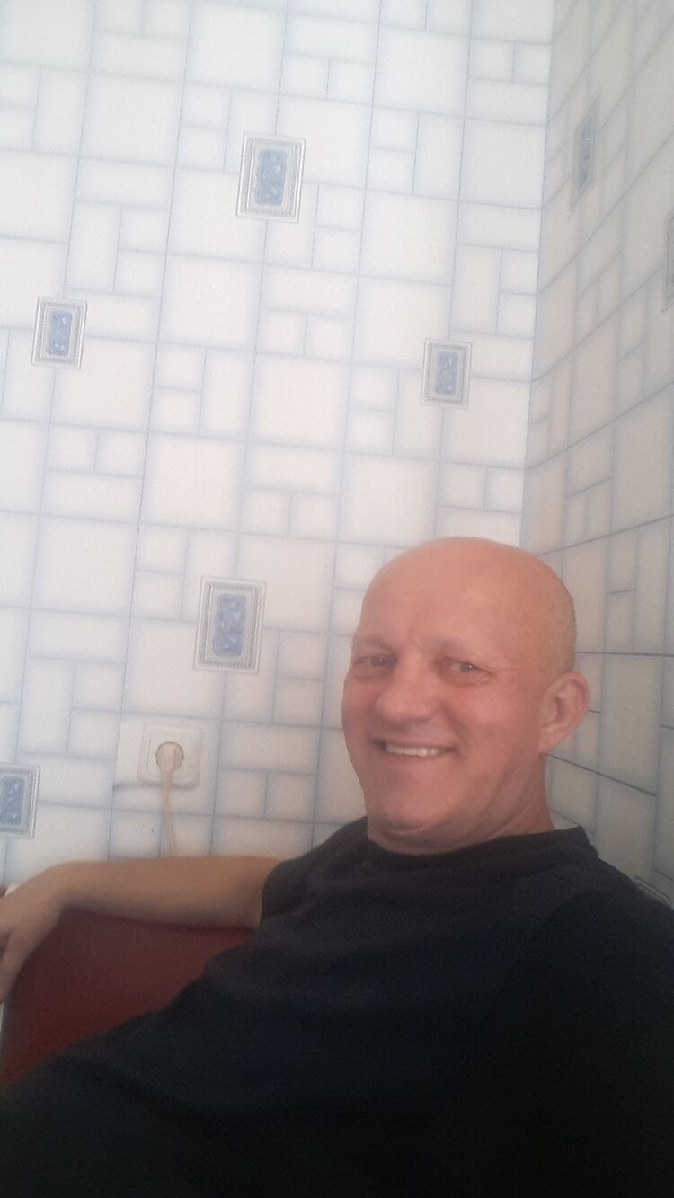  27823146  , 48 ,    