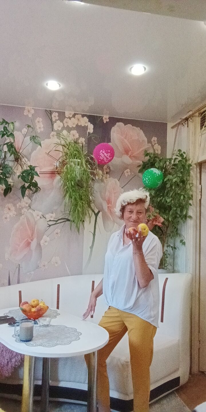  ,   Karamelka, 59 ,     , c , 