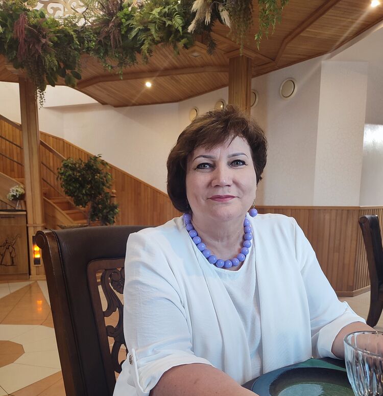  54163116  Liudmila, 62 ,    