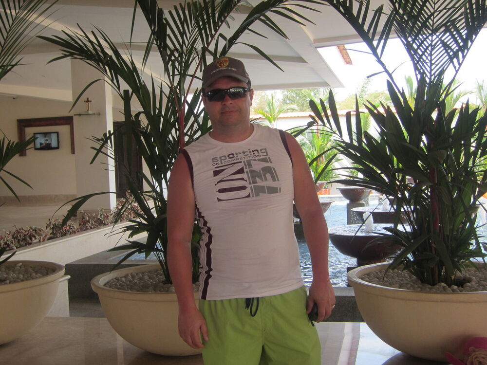  -,   Alex, 51 ,   ,   , c 