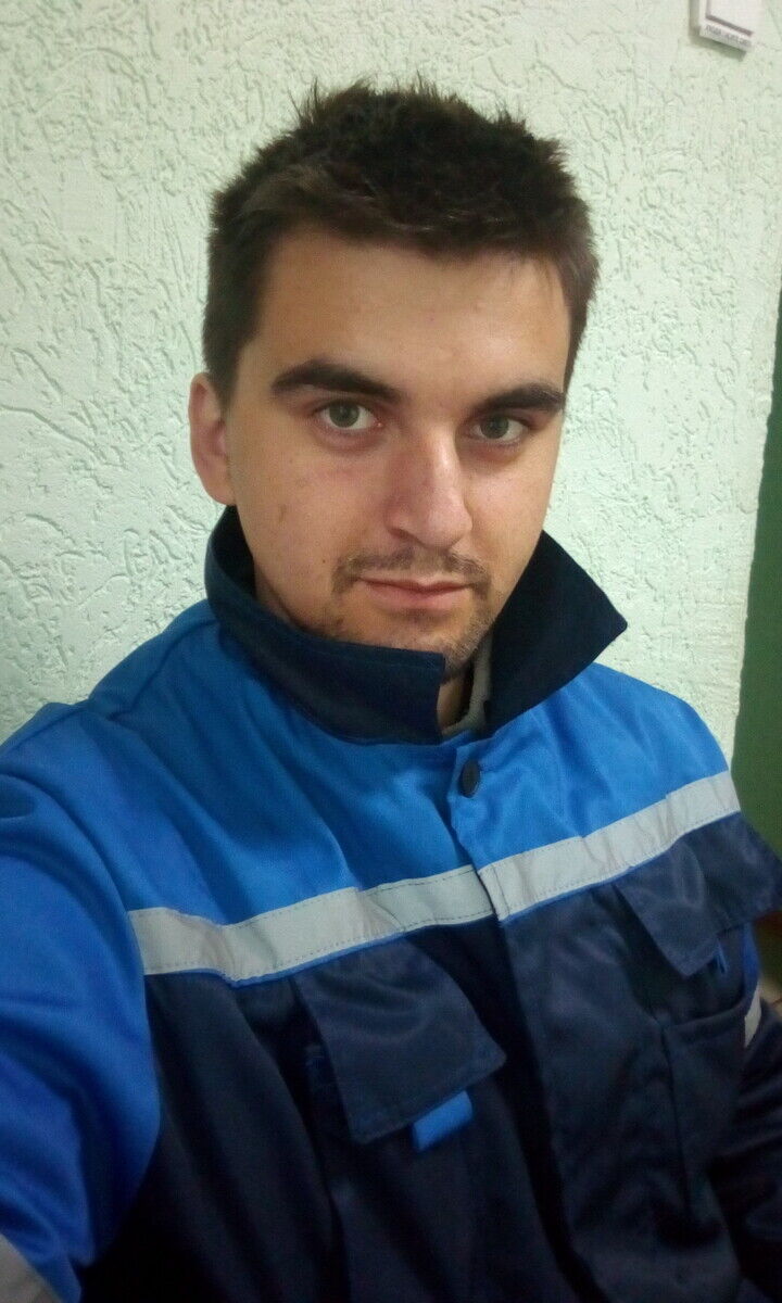  22028926  , 30 ,    -