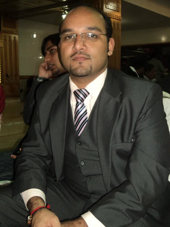  4126336  Ali, 44 ,    