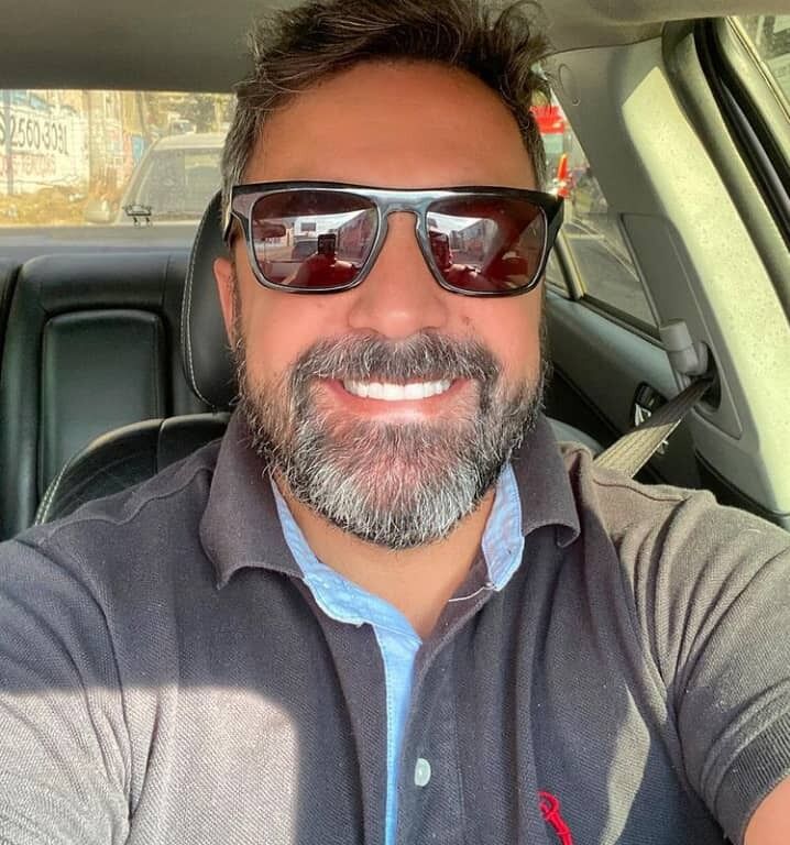  48142136  Bernardo C, 49 ,    