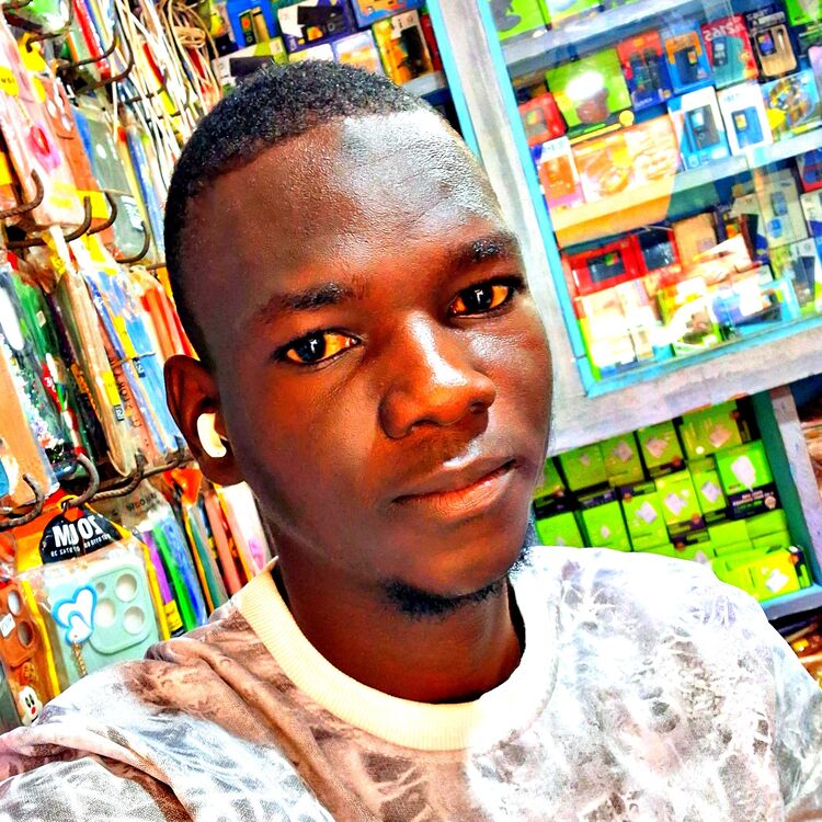  54301896  Aboubacar, 23 ,    