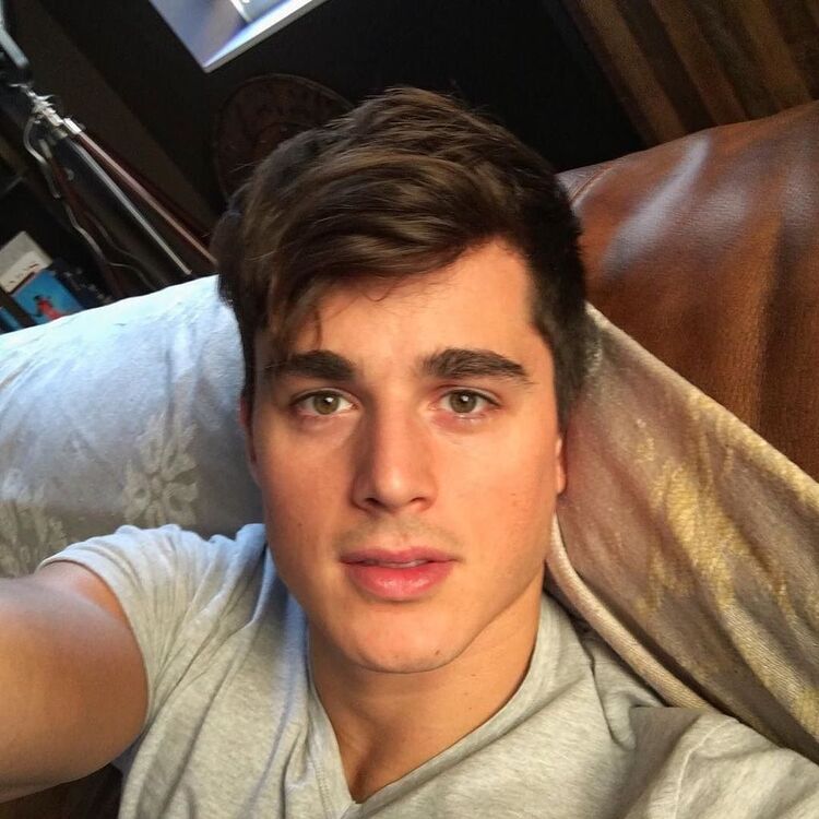 ���������� ����, ���� ������� Roshan, 38 ���, ������������ ��� ������, ����� � ���������