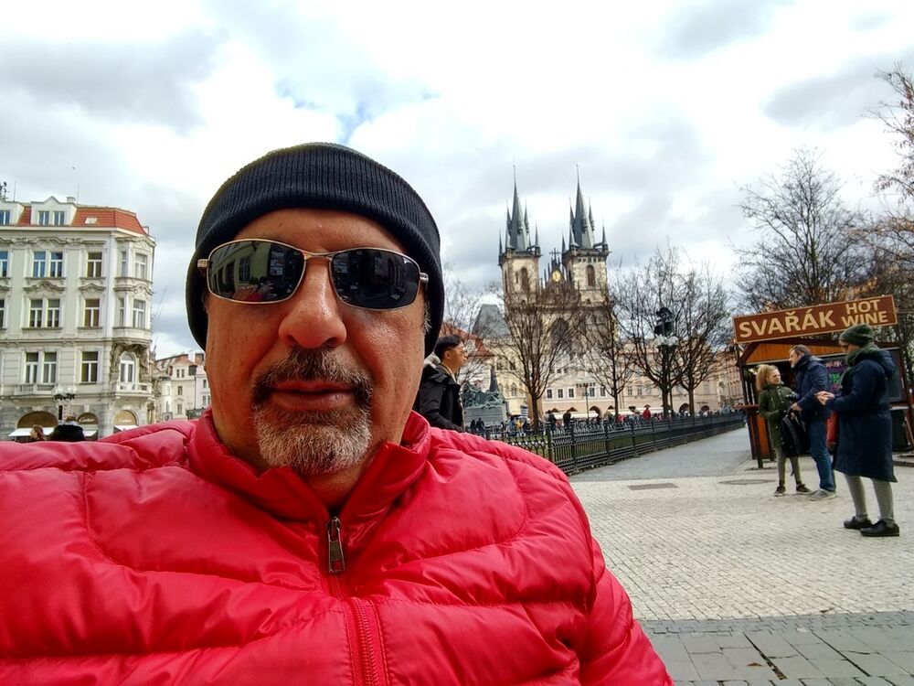  -,   Maurizio, 62 ,   ,   , c 