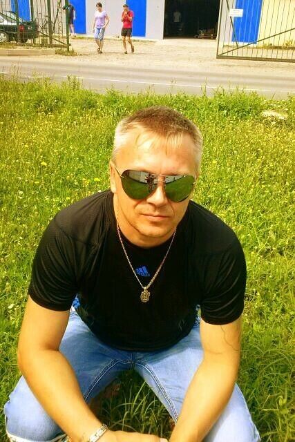  29725646  SERGEI, 54 ,    