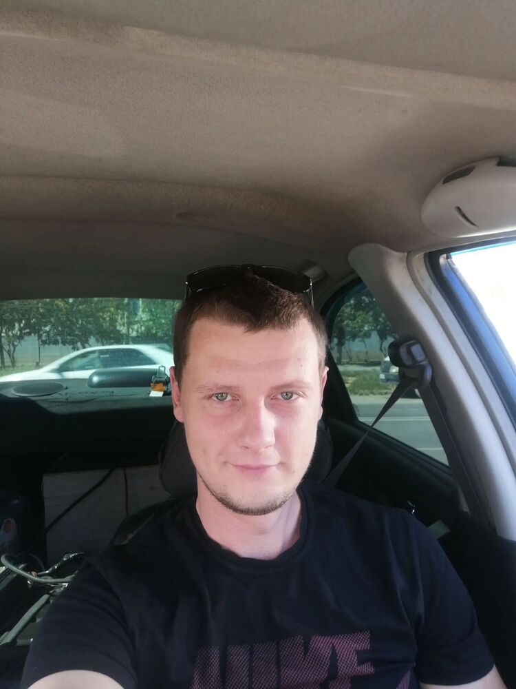 29273106  Vitaly, 31 ,    