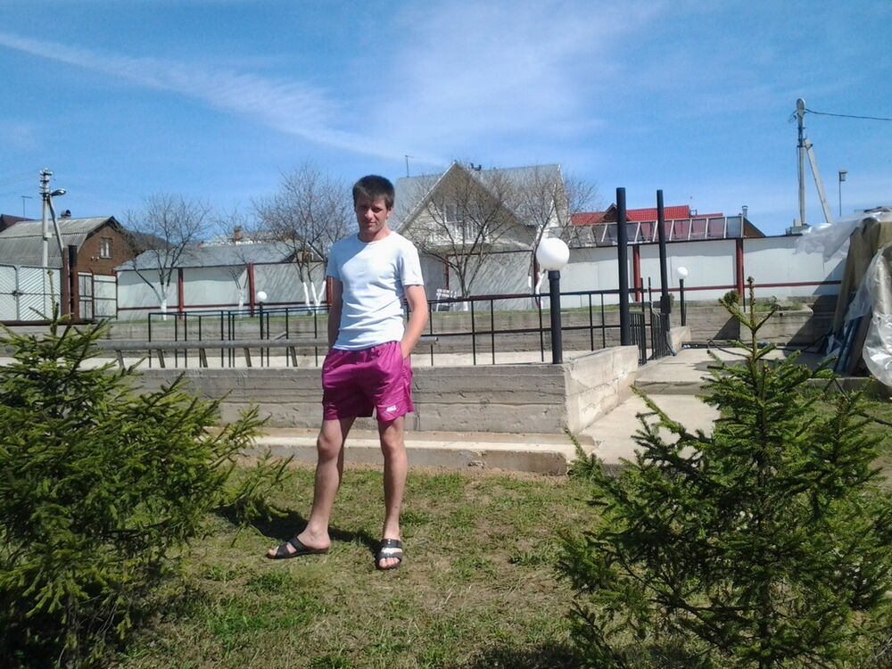  ,   Mihail, 38 ,   