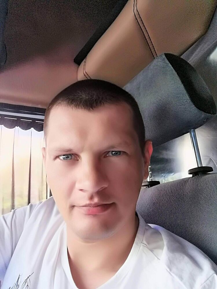  21734996  Vit, 35 ,    