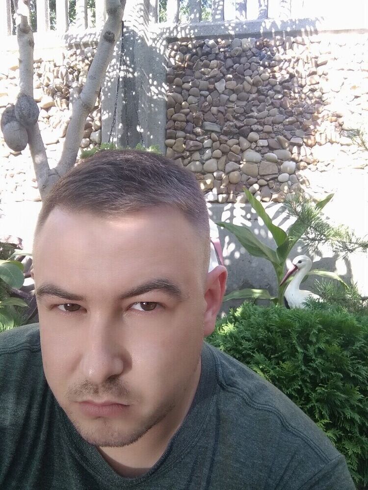  ,   Oleg, 35 ,   ,   , c 