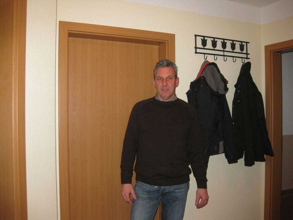  23827426  Albert, 60 ,    Bojnurd