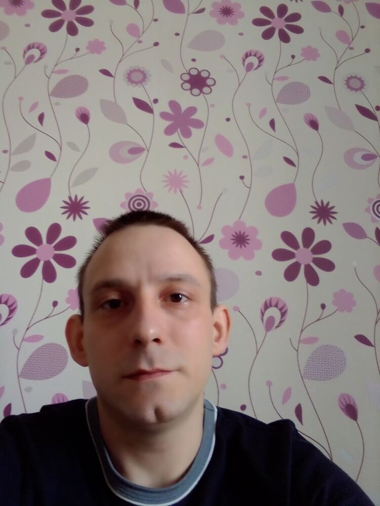  19370236  Maksim, 43 ,     