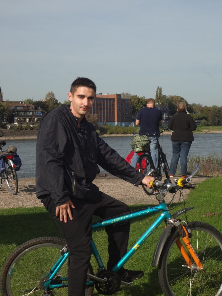  5570466  Ivan, 35 ,    