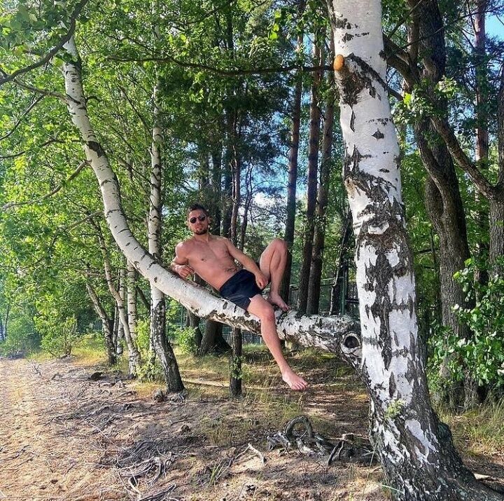  ,   , 28 ,   ,   