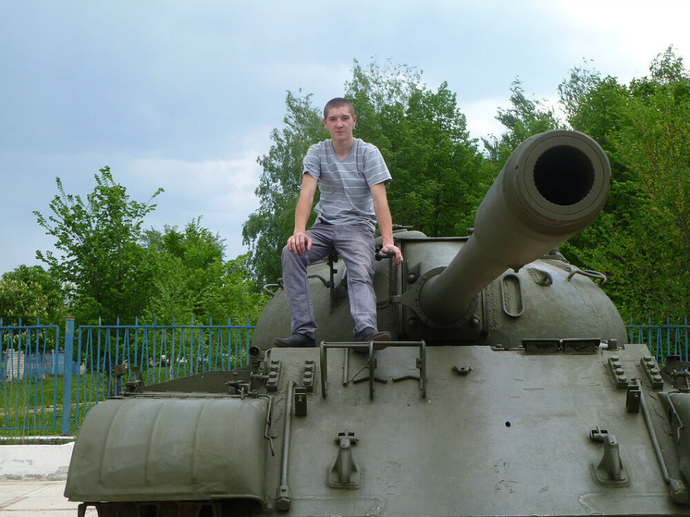  9104746  Oleg, 33 ,    