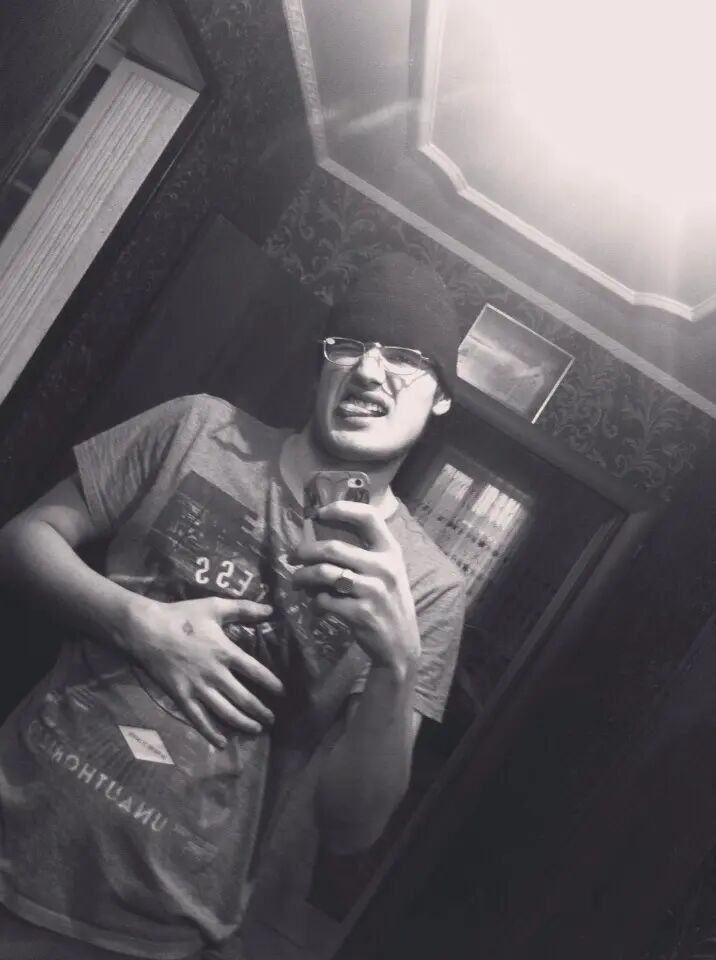  31069026  No neym, 23 ,    
