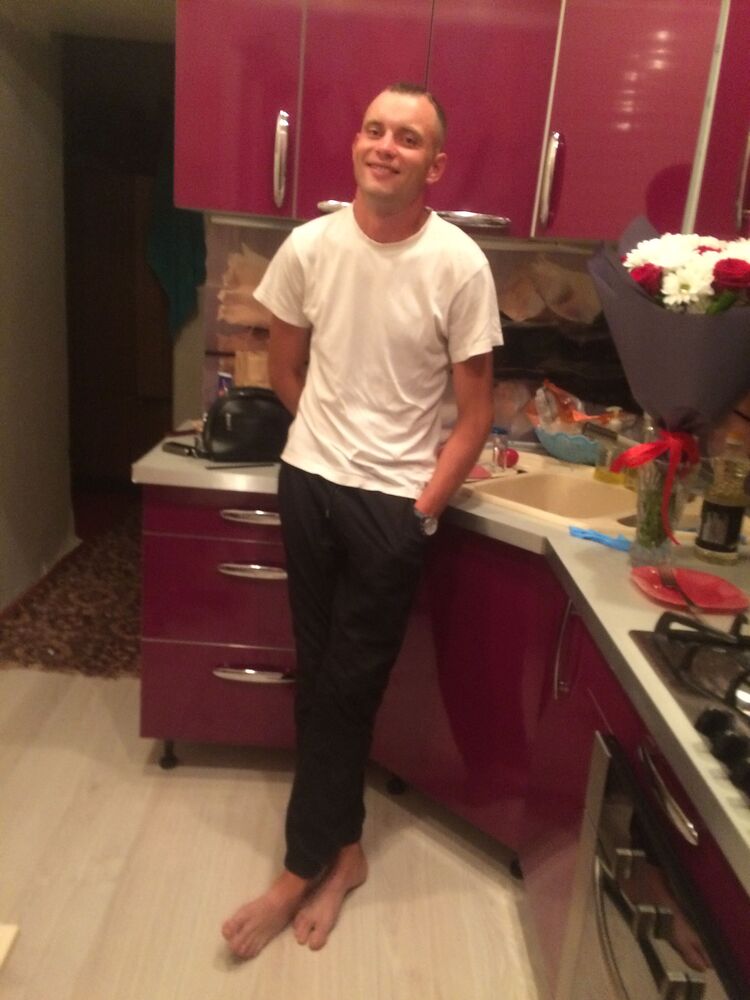   ,   Artem, 34 ,   ,   , c , 