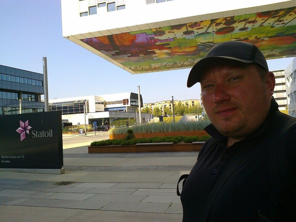 20969826  SLAVA  F, 39 ,    