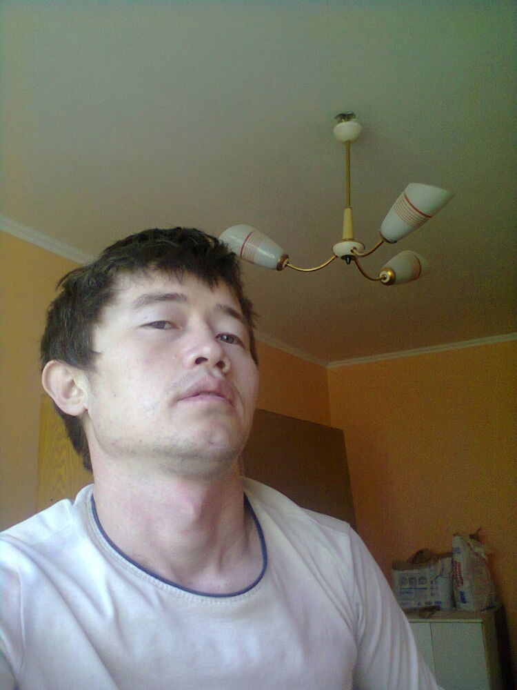  18867646  Ali, 33 ,    