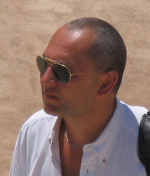  5796196  Aron, 64 ,    Praha